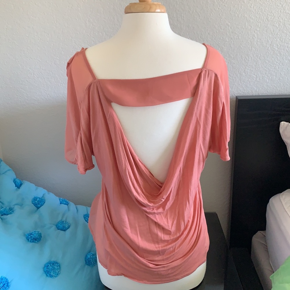 Pink Ludi top with open back!